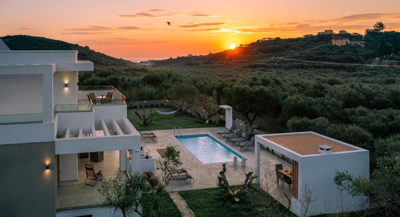 Valentino Luxury Villa Plános Buitenkant foto